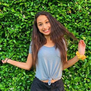 Meet your Posher, Emily